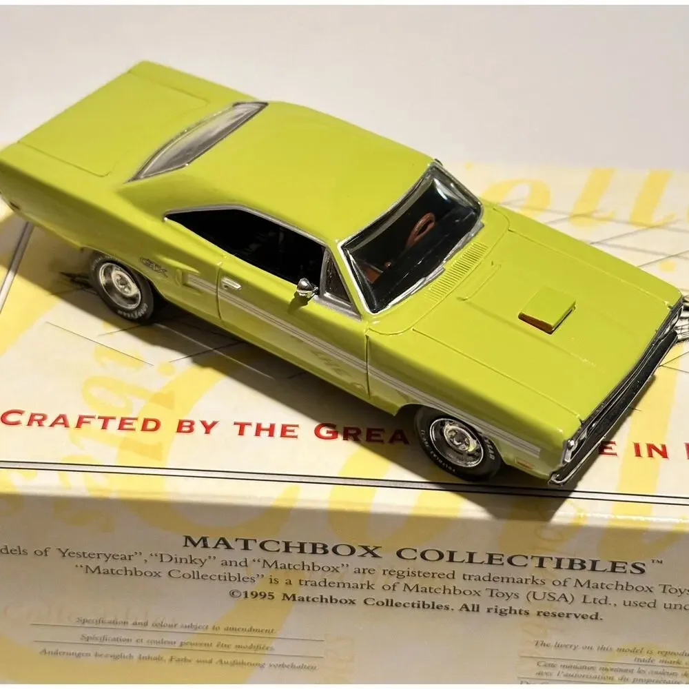 A28 Matchbox 1970 Plymouth GTX Muscle Car Collectible Mopar YMC07-M 1:43 New COA